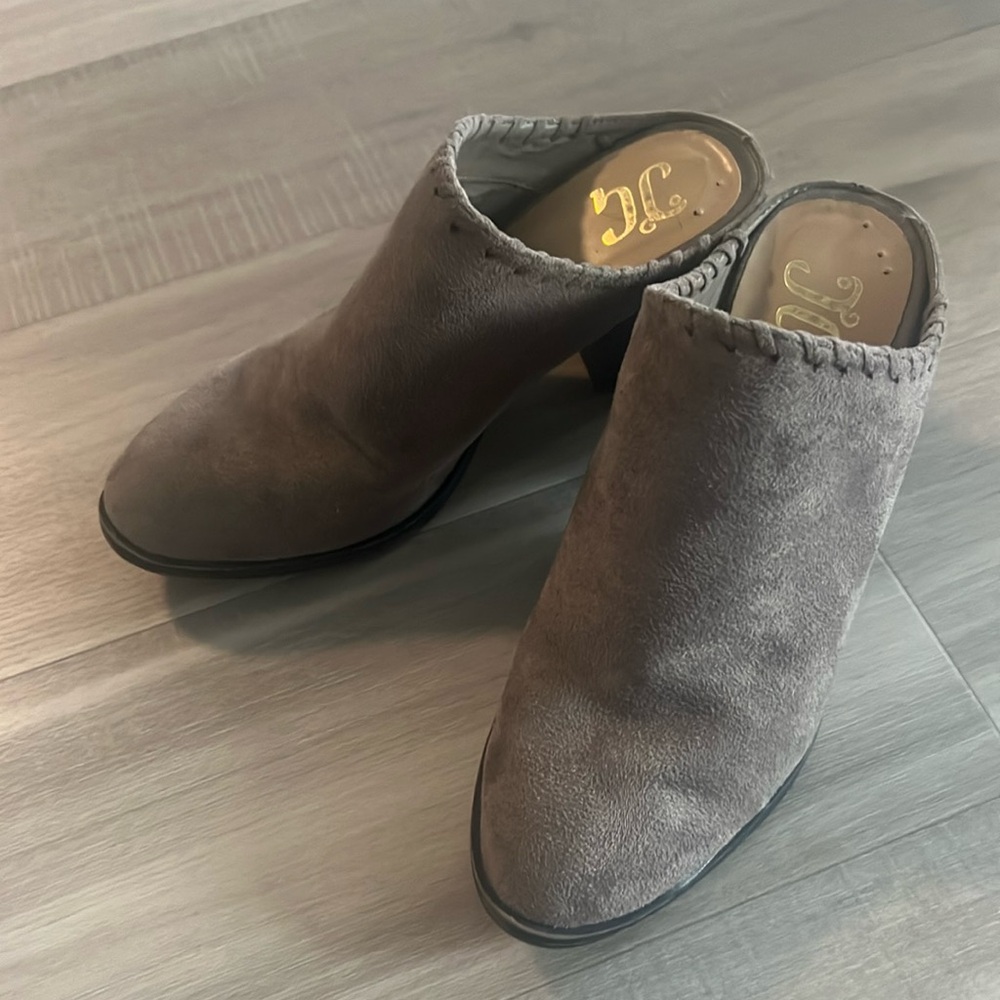 JG block heel mule - Greige suede